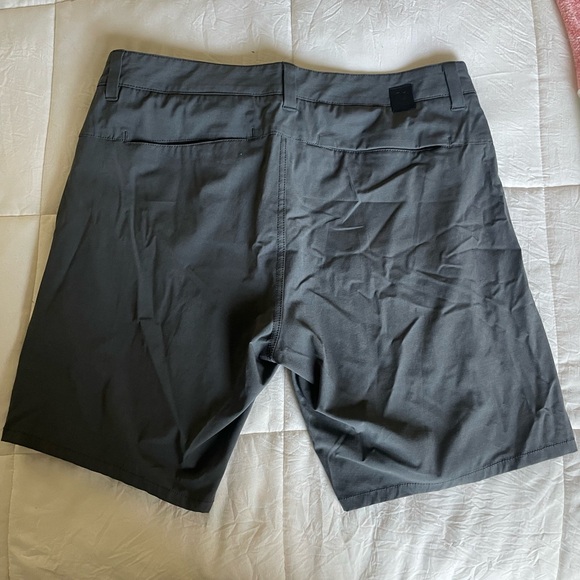 Vuori shorts - Picture 4 of 6